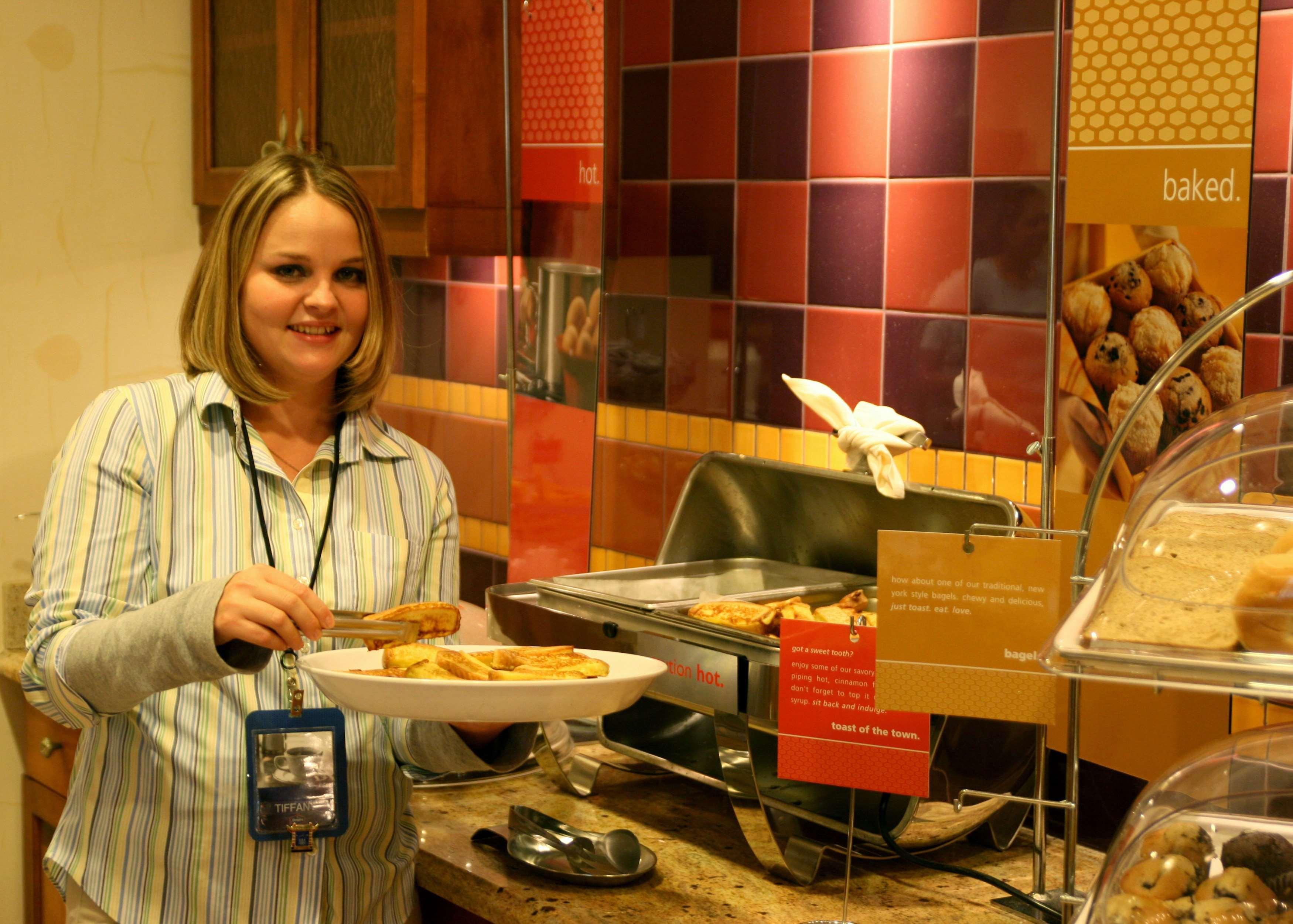 Hampton Inn & Suites Raleigh-Durham Airport-Brier Creek Étterem fotó